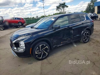 MITSUBISHI OUTLANDER SE