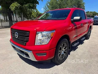 NISSAN TITAN SV