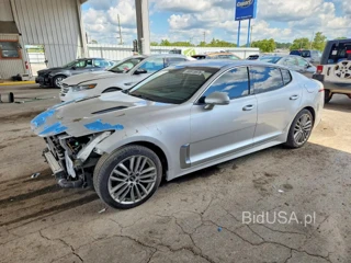 KIA STINGER BASE