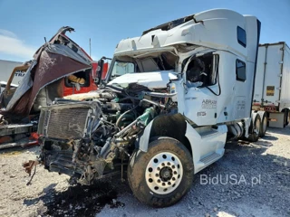 VOLVO VNL