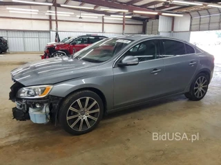 VOLVO S60 PREMIER
