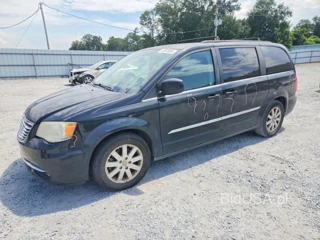 CHRYSLER TOWN & COUNTRY TOURING