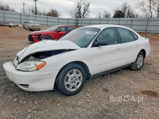 FORD TAURUS SE