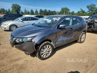 NISSAN ROGUE SPORT S