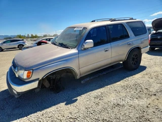 TOYOTA 4RUNNER SR5