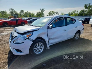 NISSAN VERSA S