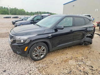KIA SELTOS LX