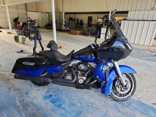 HARLEY-DAVIDSON FLTRX ROAD GLIDE CUSTOM