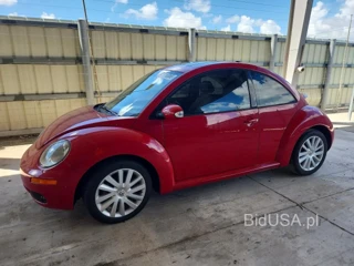 VOLKSWAGEN NEW BEETLE S