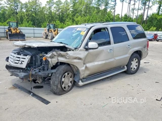 CADILLAC ESCALADE LUXURY