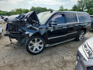 CADILLAC ESCALADE ESV LUXURY