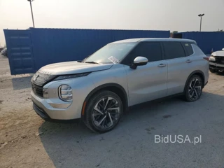 MITSUBISHI OUTLANDER ES