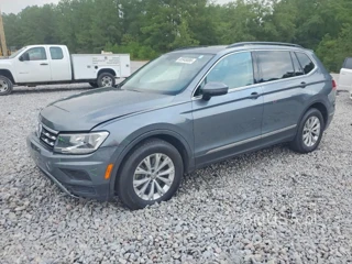 VOLKSWAGEN TIGUAN SE