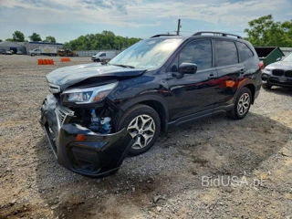 SUBARU FORESTER PREMIUM