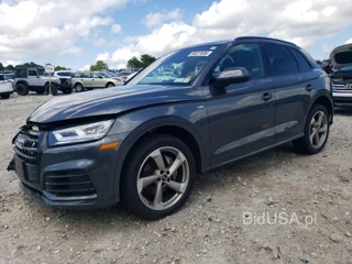 AUDI Q5 TITANIUM PREMIUM PLUS