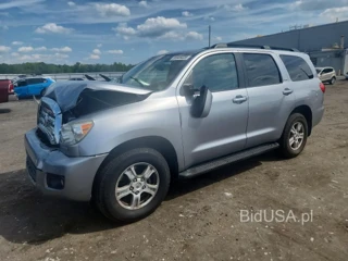 TOYOTA SEQUOIA SR5