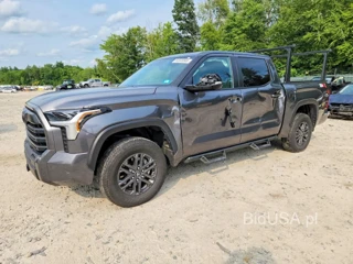 TOYOTA TUNDRA SR5