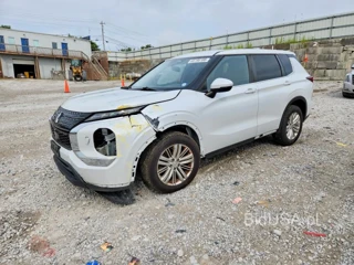 MITSUBISHI OUTLANDER ES