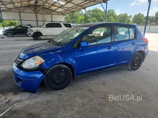 NISSAN VERSA 1.8 S