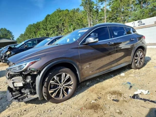 INFINITI QX30 PREMIUM