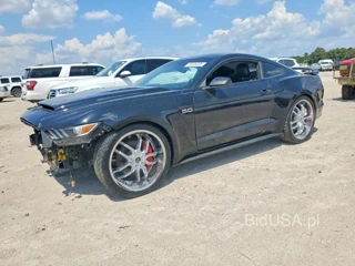 FORD MUSTANG GT