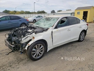 INFINITI Q50 PURE