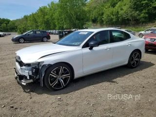 VOLVO S60 T6 R-DESIGN