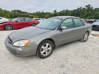 FORD TAURUS SE