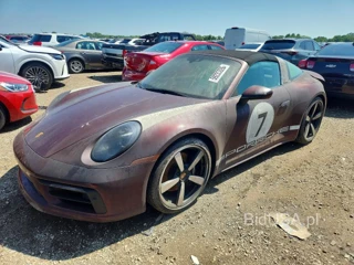PORSCHE 911 TARGA 4S