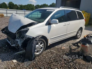 TOYOTA SIENNA XLE 7 PASSENGER