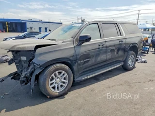 CHEVROLET SUBURBAN C1500 LT