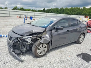 NISSAN VERSA S