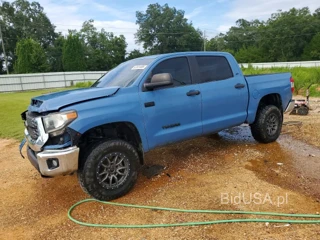 TOYOTA TUNDRA SR5