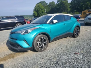 TOYOTA C-HR XLE