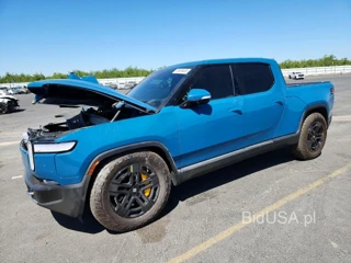 RIVIAN R1T ADVENTURE