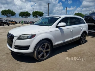 AUDI Q7 PREMIUM PLUS