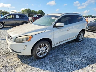 VOLVO XC60 T5 PREMIER