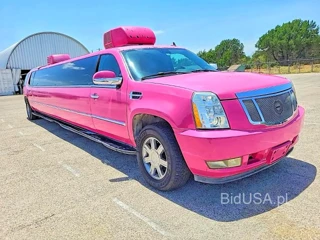 CADILLAC ESCALADE LUXURY