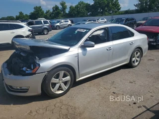 VOLKSWAGEN PASSAT S