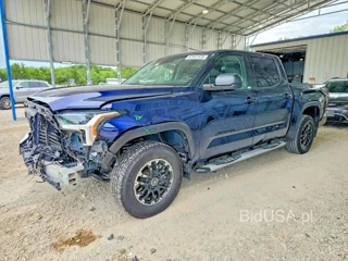 TOYOTA TUNDRA SR5
