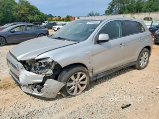 MITSUBISHI OUTLANDER SPORT ES