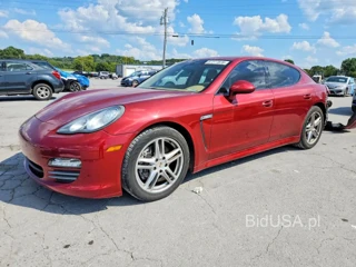 PORSCHE PANAMERA 2