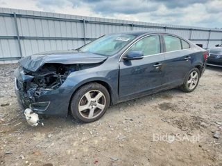 VOLVO S60 T5