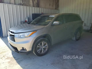 TOYOTA HIGHLANDER XLE