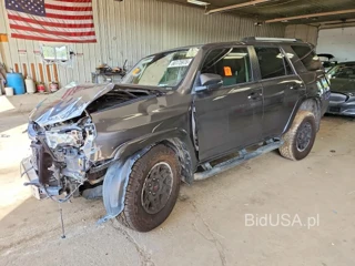 TOYOTA 4RUNNER SR5 PREMIUM