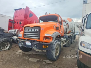 MACK 700 GU700