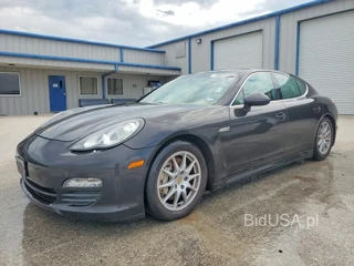 PORSCHE PANAMERA S