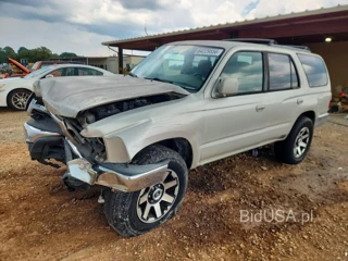 TOYOTA 4RUNNER SR5