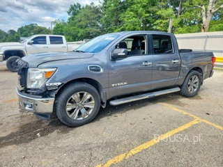NISSAN TITAN S