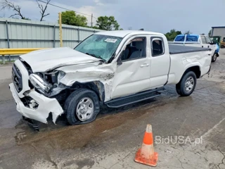 TOYOTA TACOMA SR